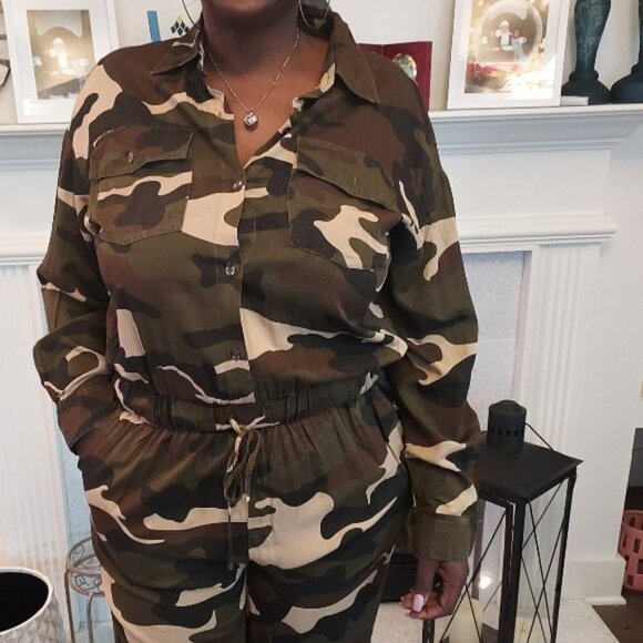 Easel 100% Cotton Camouflage Button Down Long Sleeve Jumpsuit NWT - Picture 9 of 16